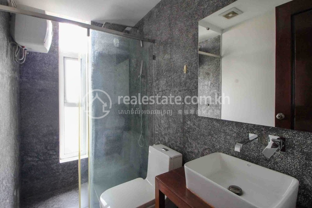397539_spacious_studio_room_apartment_with_available_for_rent_in (8).jpg