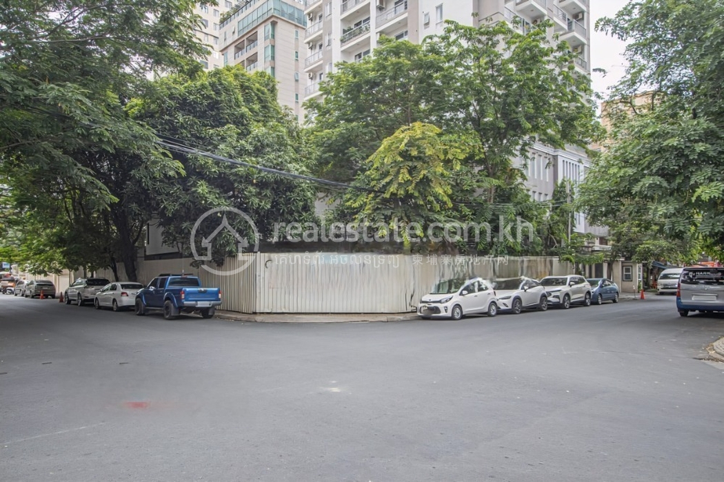 corner_commercial_space_for_rent_in_bkk1_292390174903259012709544.jpg