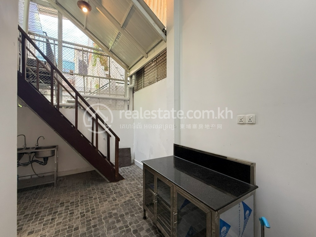Edited R-7392 IMG_8854 (7).jpg