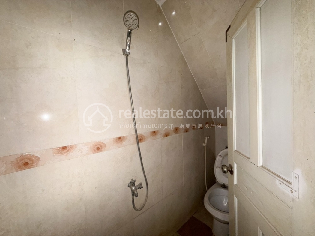 Edited R-7397 IMG_8819 (14).jpg