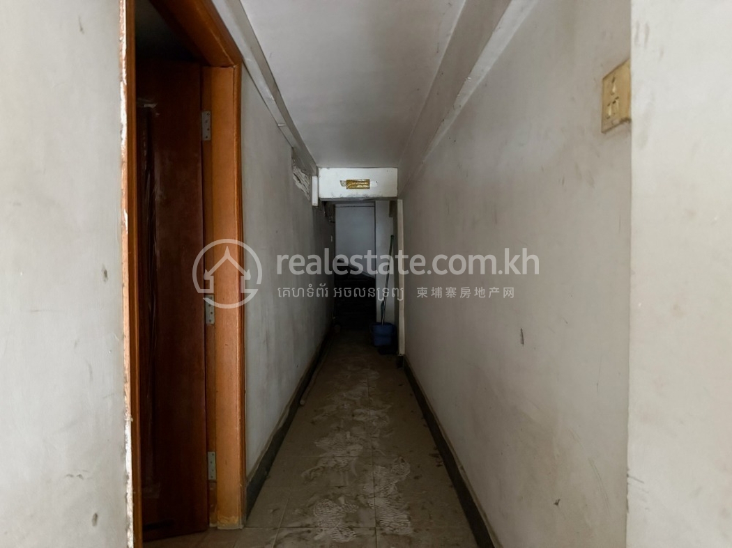 Edited R-7397 IMG_8819 (18).jpg