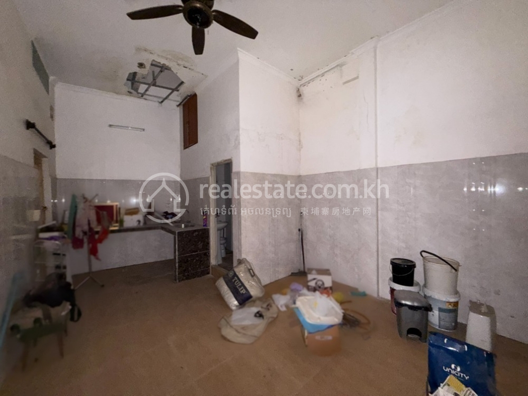 Edited R-7397 IMG_8819 (7).jpg