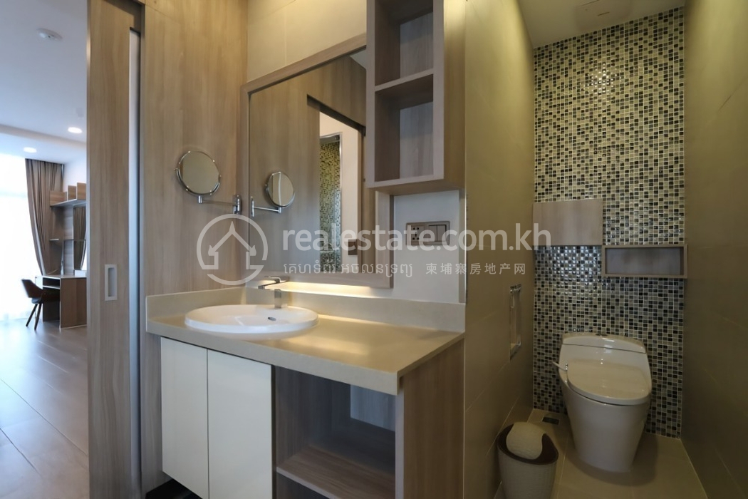 292390_luxurious_3_bedrooms_serviced_apartment_for_rent_in_bkk1 (10).jpg