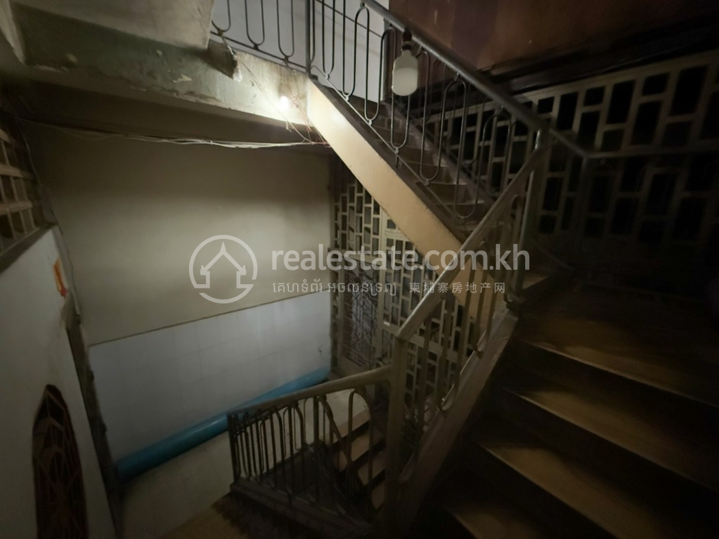 Edited RAEKH-6965 IMG_7038 (5).jpg