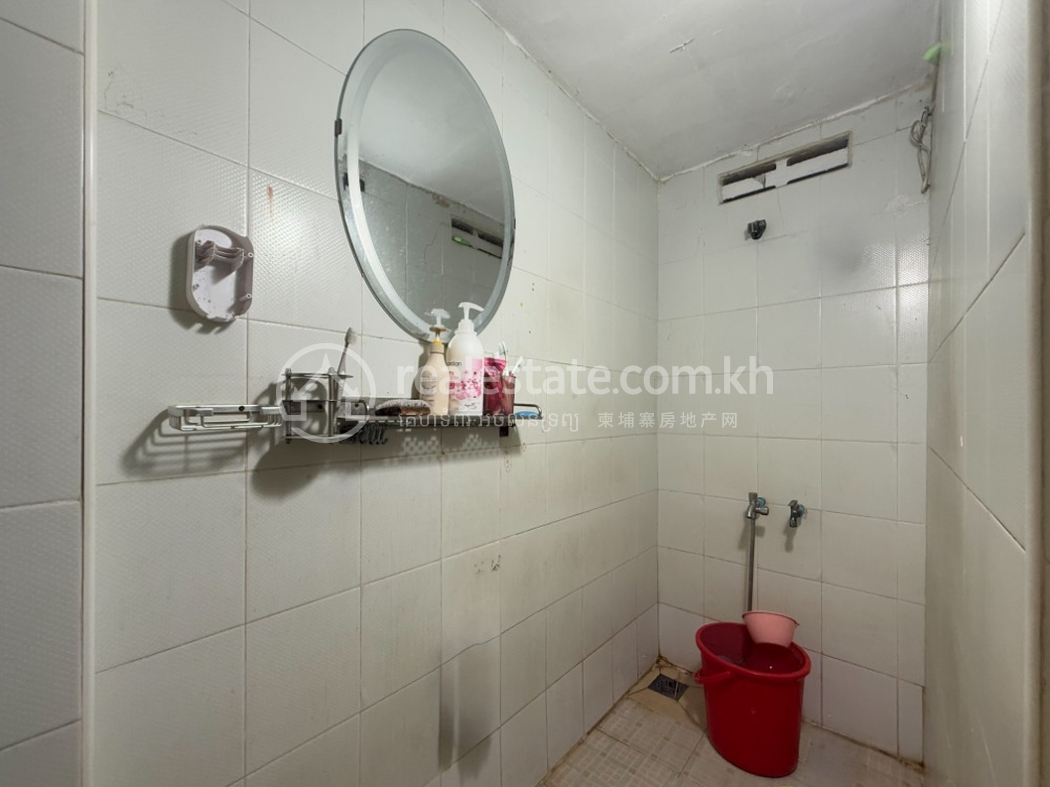 Edited REAKh-6966 IMG_7059 (5).jpg