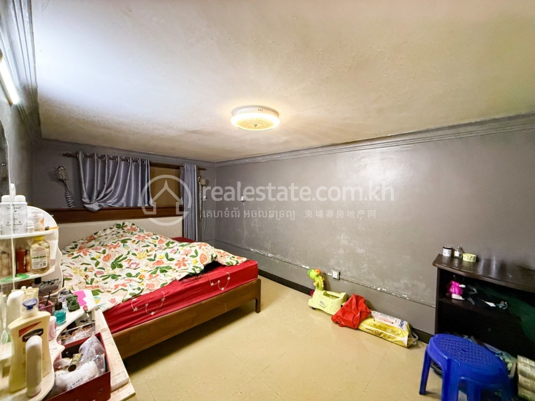 EDited REAKH-7769-145782 IMG_1134 (2).jpg