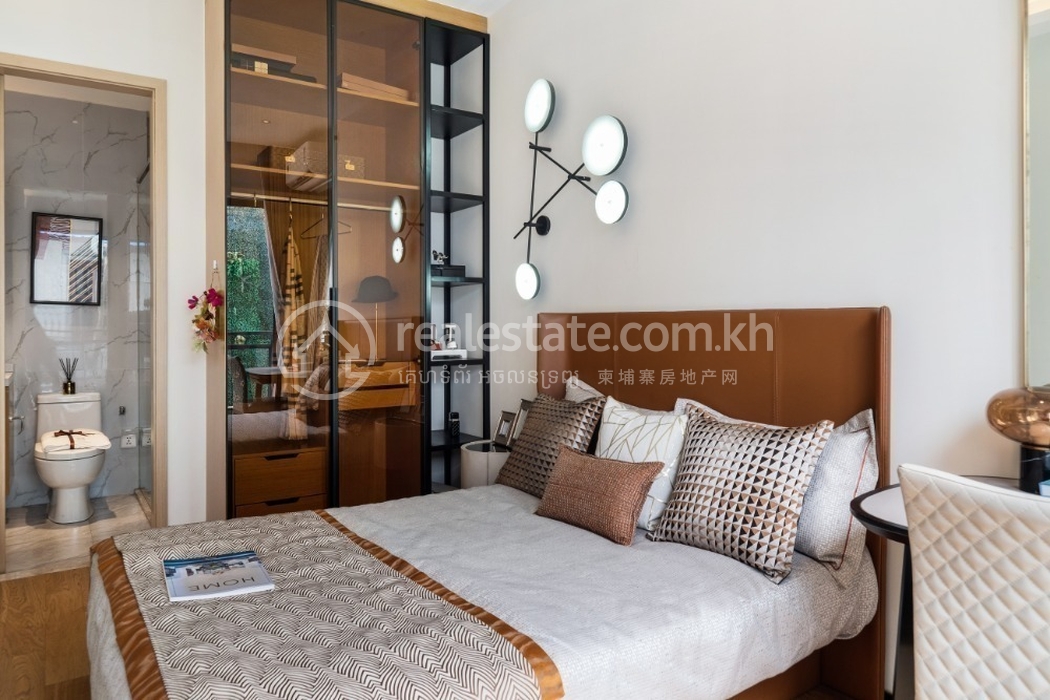 Mock up 1-bedroom-Le Conde P1649979 (4).jpg