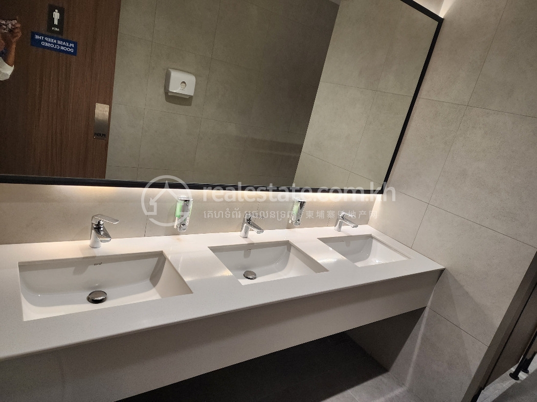 Sink.jpg