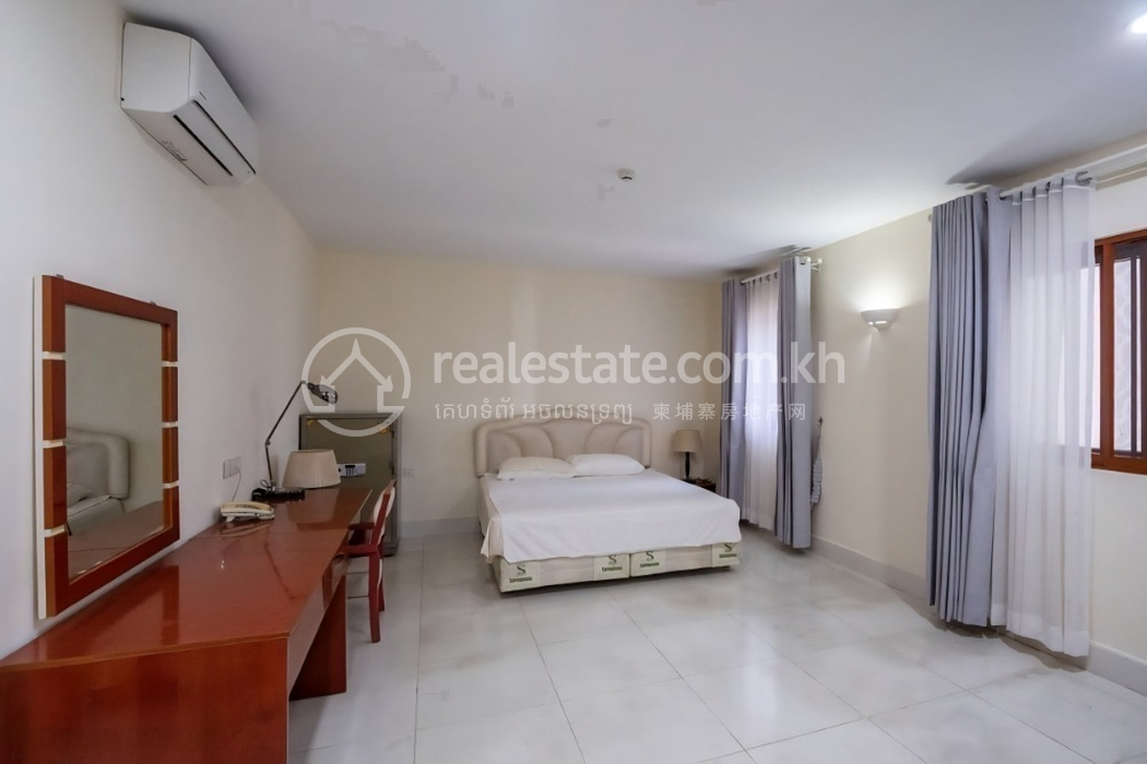 4_bedroom_penthouse_serviced_apartment_for_rent_in_bkk1_2923901 (12).jpg