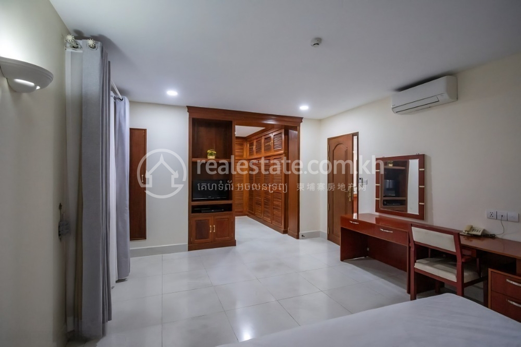 4_bedroom_penthouse_serviced_apartment_for_rent_in_bkk1_2923901 (13).jpg