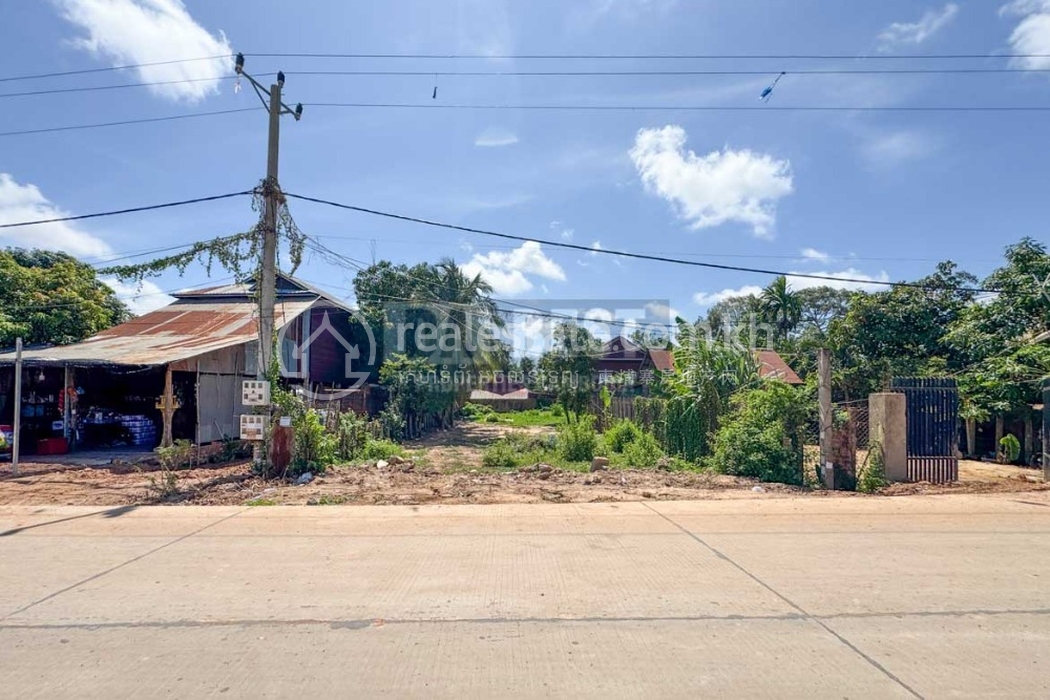 Budget-Friendly Land By The River For Sale In Siem Reap - Cambodia (1).jpg