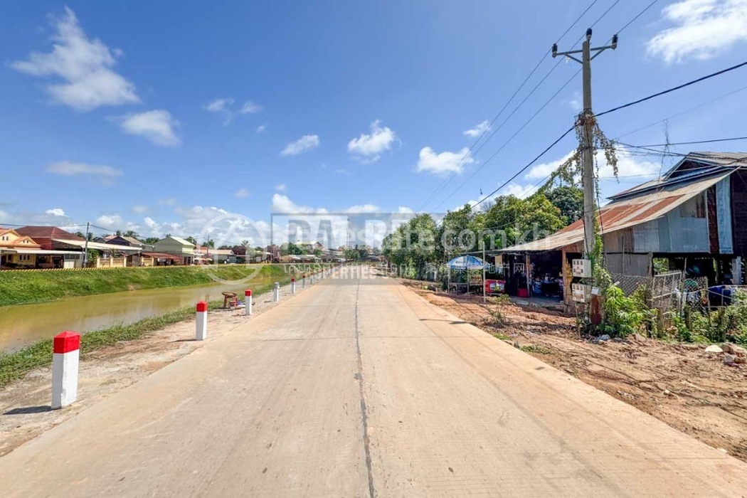 Budget-Friendly Land By The River For Sale In Siem Reap - Cambodia (3).jpg