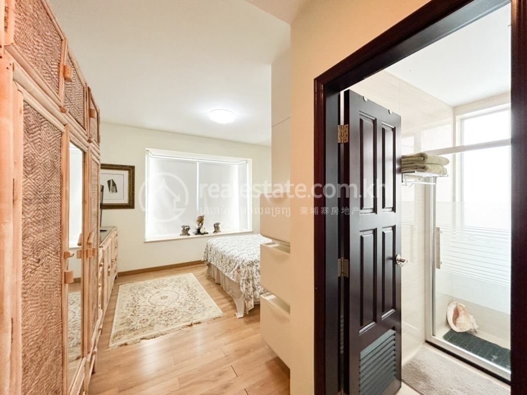 Edited REAKH-7855-589628-7859 (11).jpg