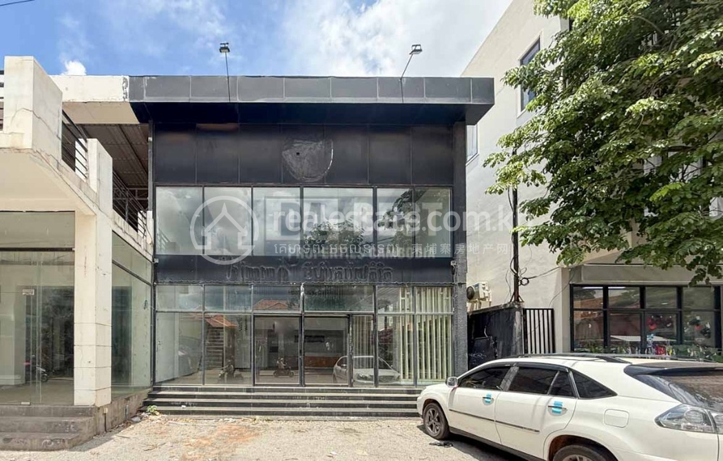 Prime Commercial Building For Rent In Siem Reap - Cambodia (1).jpg