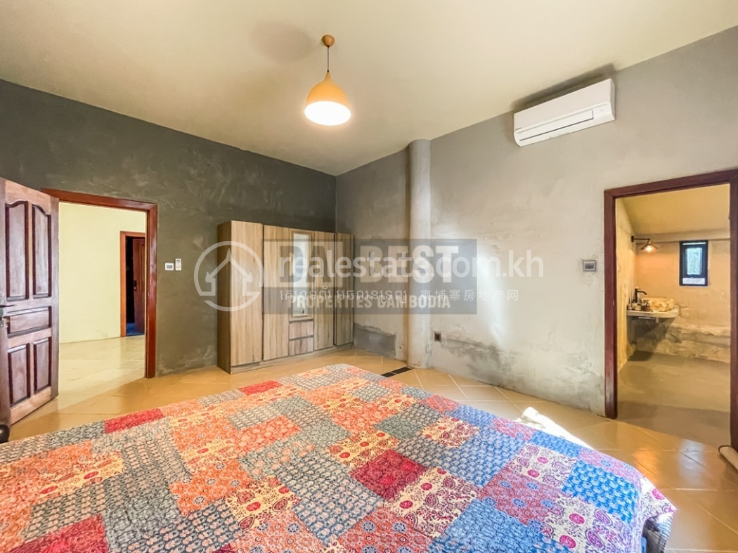 Private Villa 4 Bedrooms For Sale In Siem Reap - Bedroom-2.jpg