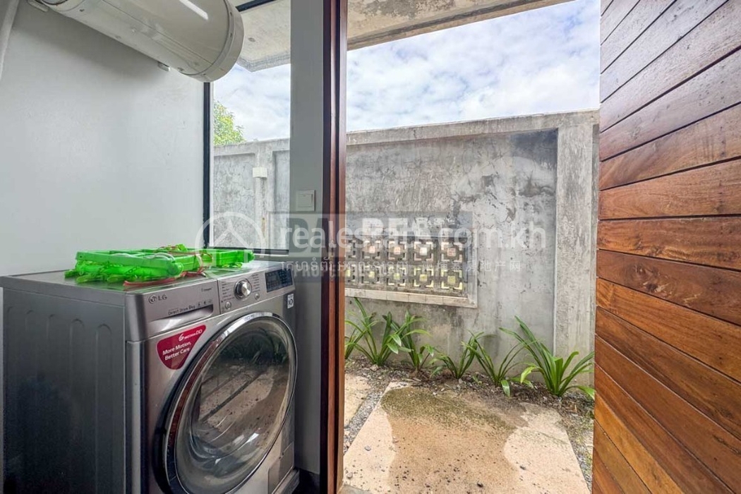 Stunning 3 Bedroom House For Rent In Siem Reap - Cambodia (21).jpg
