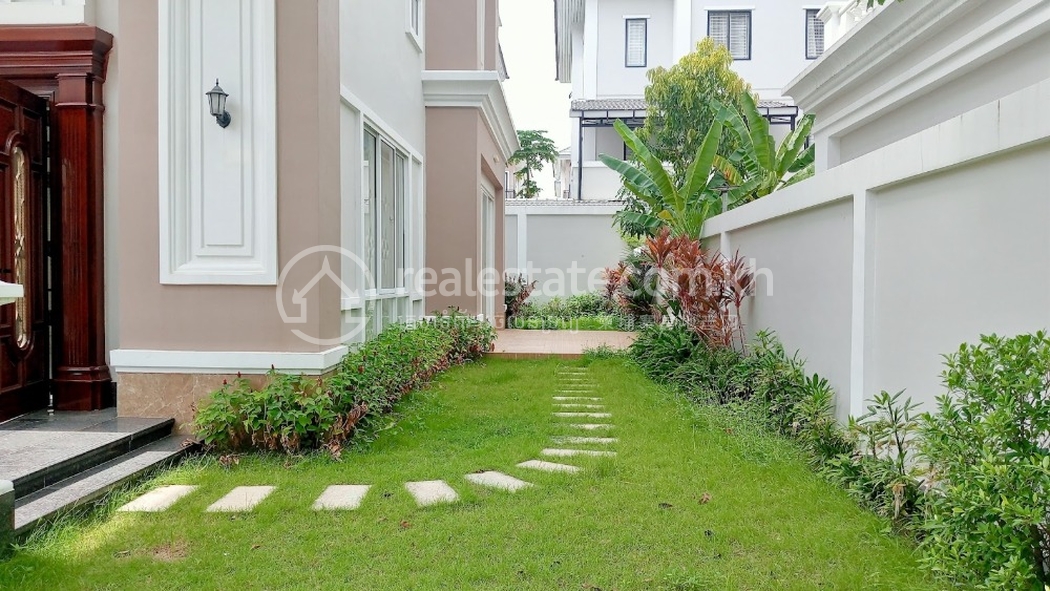 Villa for lease PH50m_4200USD_Phnom Penh Cambodia 2.jpg