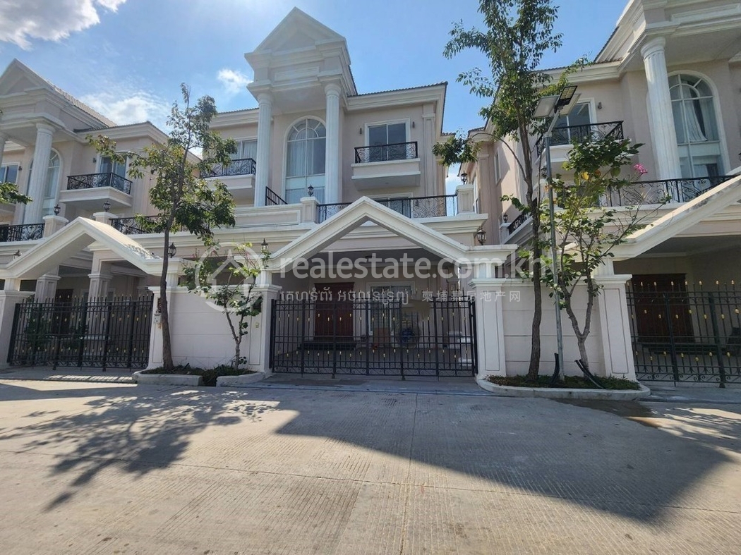 4 Bed, 5 Bath Twin Villa for Sale in The ML Villa | realestate.com.kh