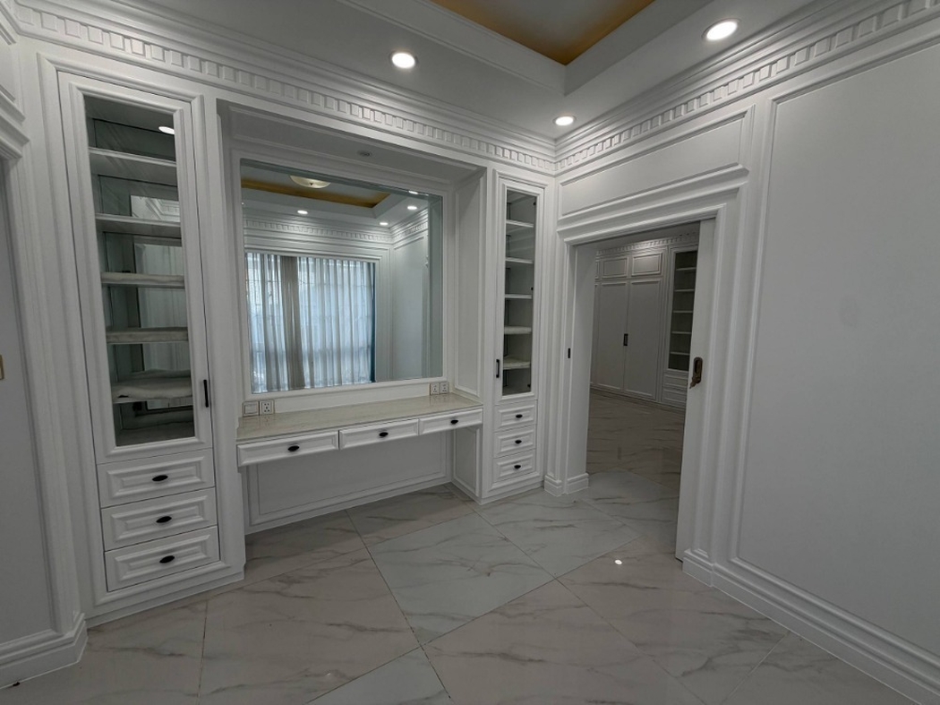 residential Villa for rent v Nirouth ID 264755 11