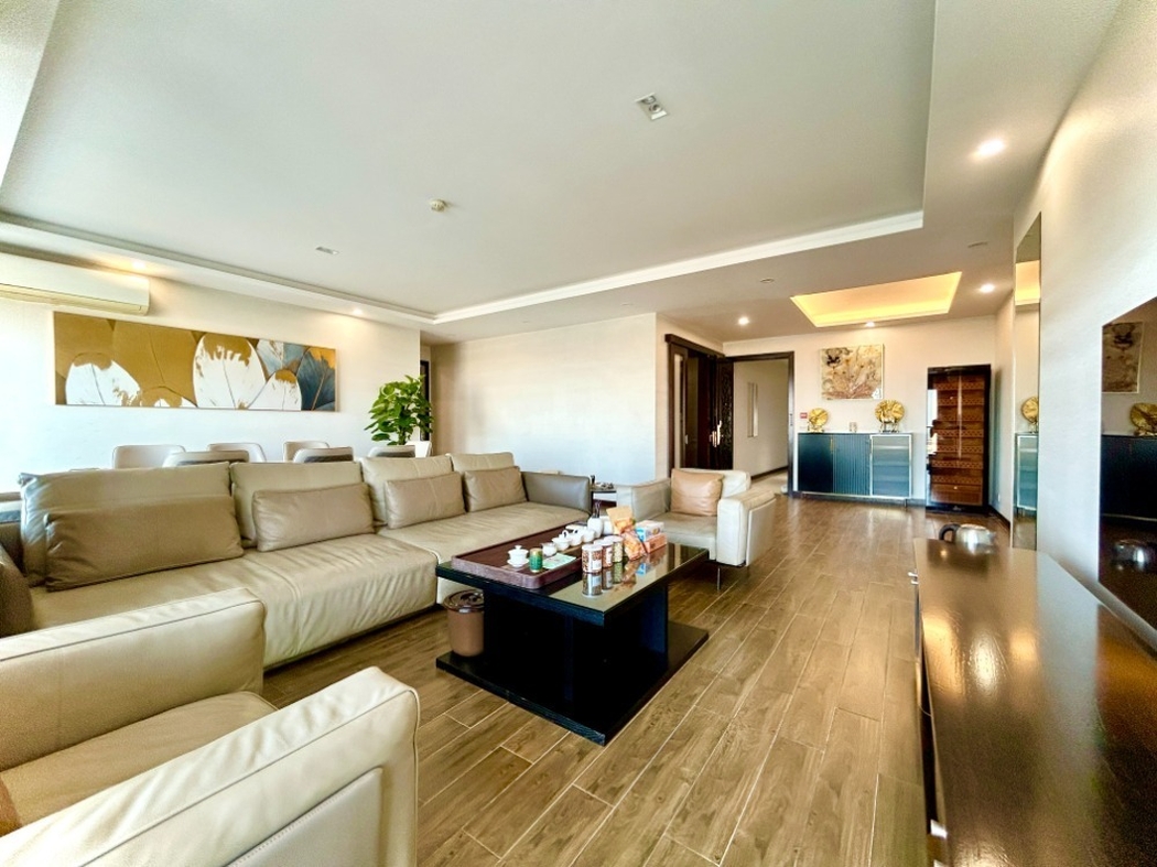 residential Condo for sale & rent v Tonle Bassac ID 265096 5