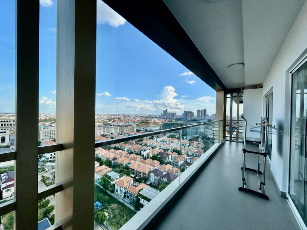 residential Condo for sale & rent v Tonle Bassac ID 265096 7