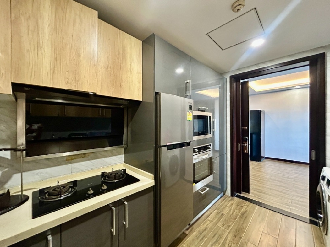 residential Condo for sale & rent v Tonle Bassac ID 265096 24