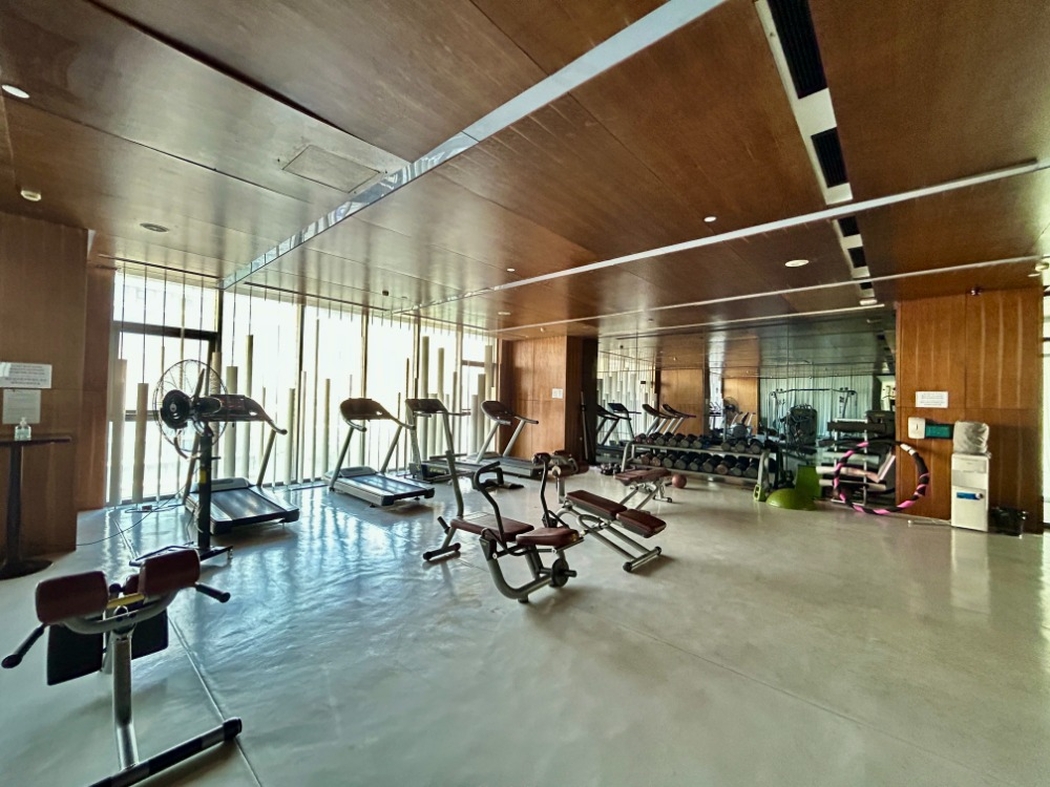 residential Condo for sale & rent v Tonle Bassac ID 265096 27