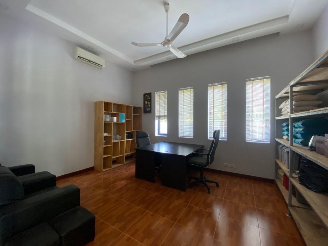commercial Hotel for rent v Sala Kamraeuk ID 264712 16