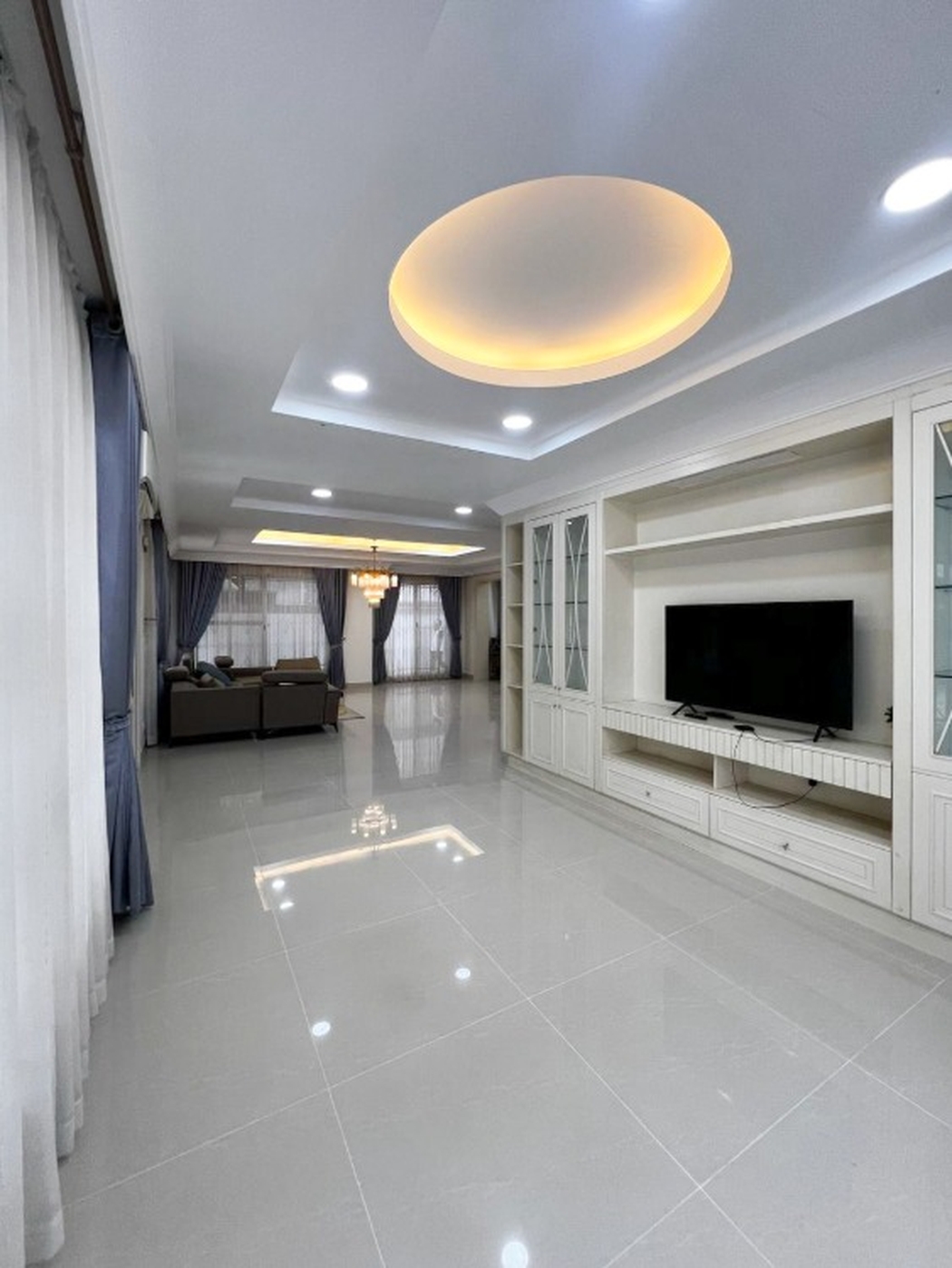 residential Villa for rent v Nirouth ID 264700 2