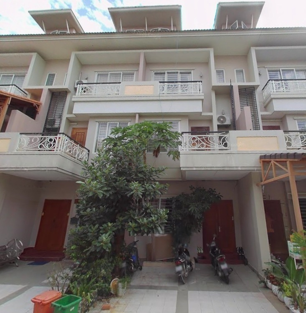 residential Unit for rent v Nirouth ID 266048
