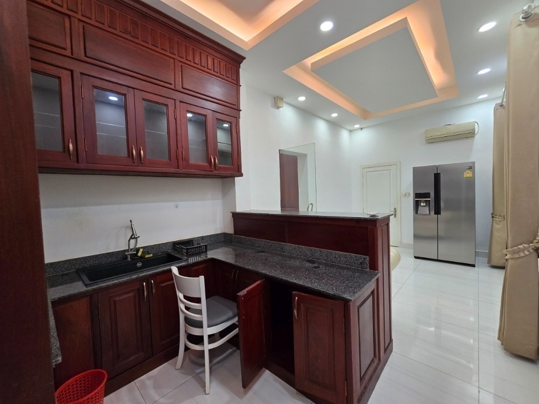 residential Villa for sale & rent v Tonle Bassac ID 265570 19
