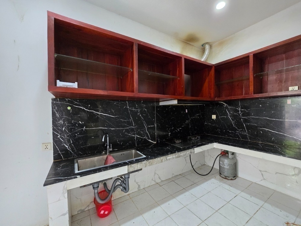 residential Villa for sale & rent v Tonle Bassac ID 265570 21