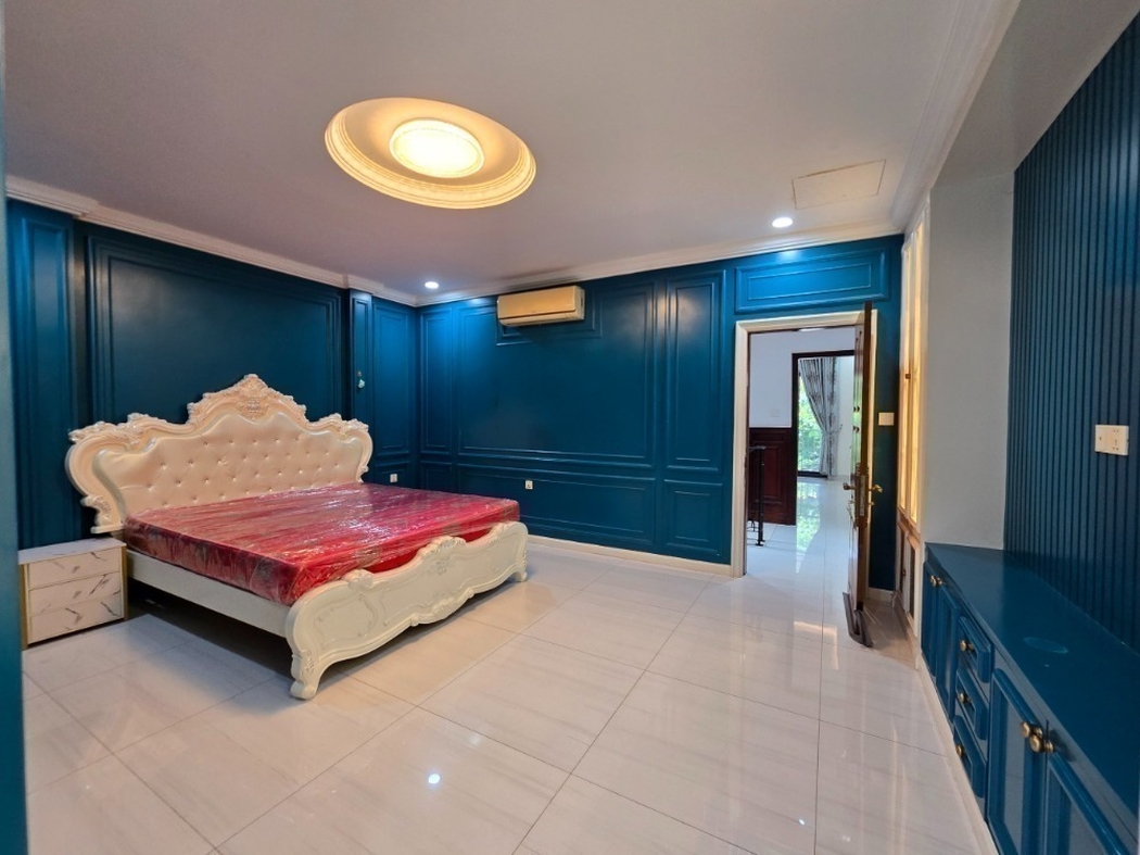 residential Villa for sale & rent v Tonle Bassac ID 265570 8