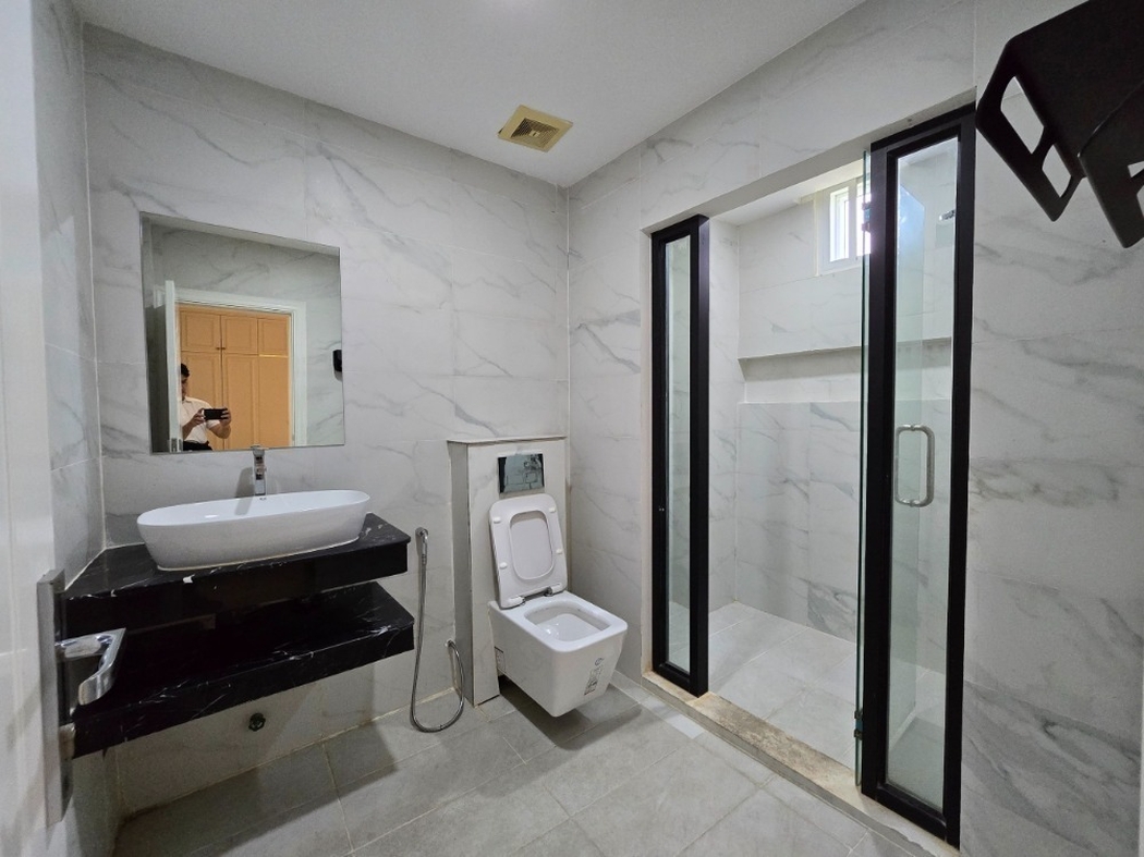 residential Villa for sale & rent v Tonle Bassac ID 265570 23