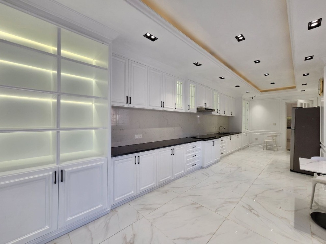 residential Villa for rent v Nirouth ID 266739 9