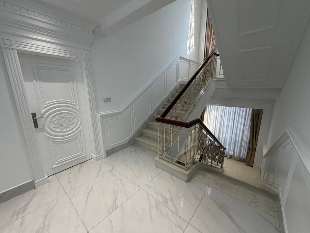 residential Villa for rent v Nirouth ID 266739 8