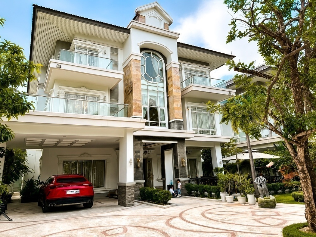 residential Villa for rent v Chak Angrae Kraom ID 266866