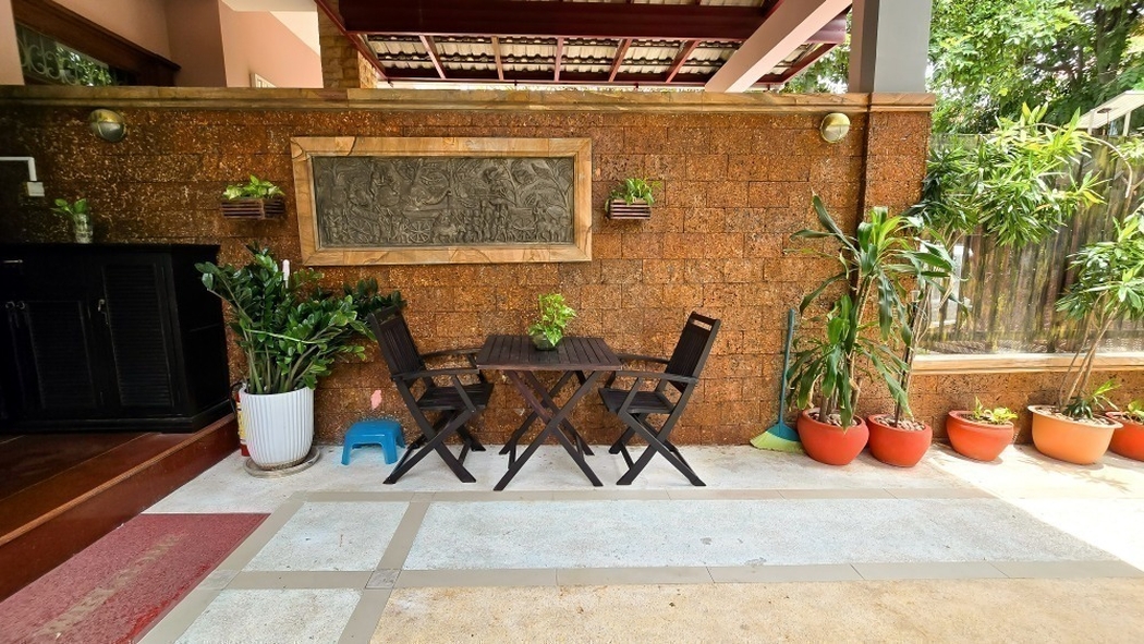 residential Twin Villa for sale & rent v Tonle Bassac ID 267131 22