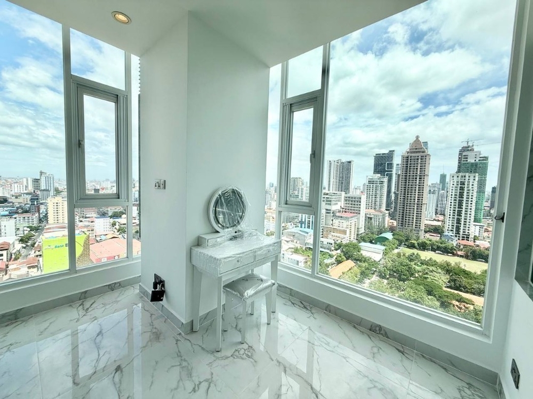 residential Condo for sale & rent v BKK 1 ID 268110 9
