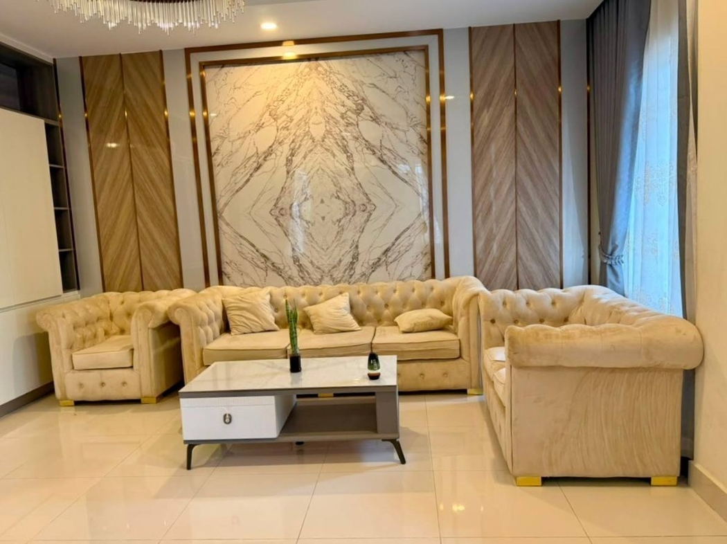 residential Condo for rent v Nirouth ID 267471