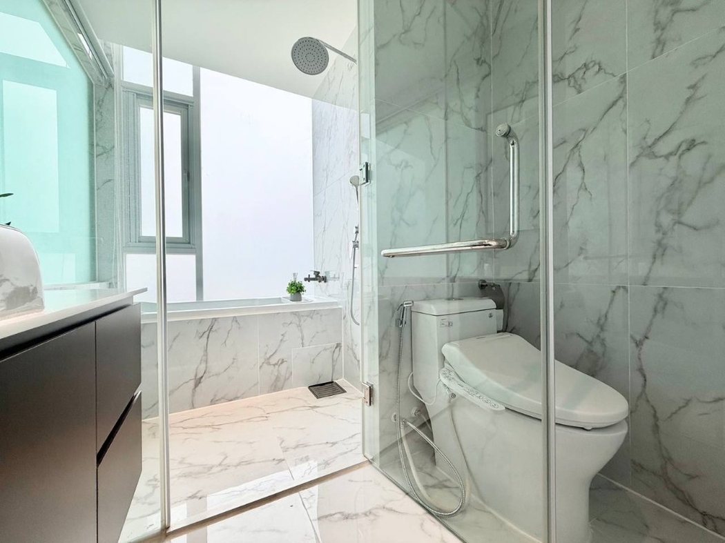 residential Condo for sale & rent v BKK 1 ID 268110 13
