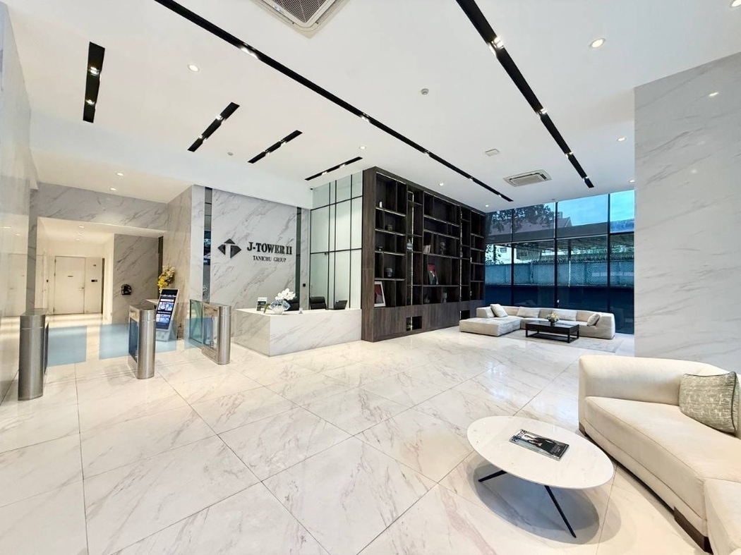 residential Condo for sale & rent v BKK 1 ID 268110 19