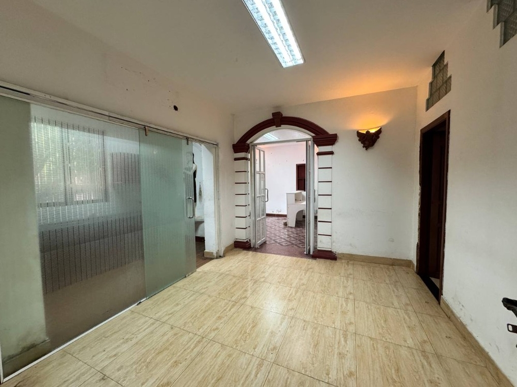 residential Villa for rent v Chakto Mukh ID 267862 10