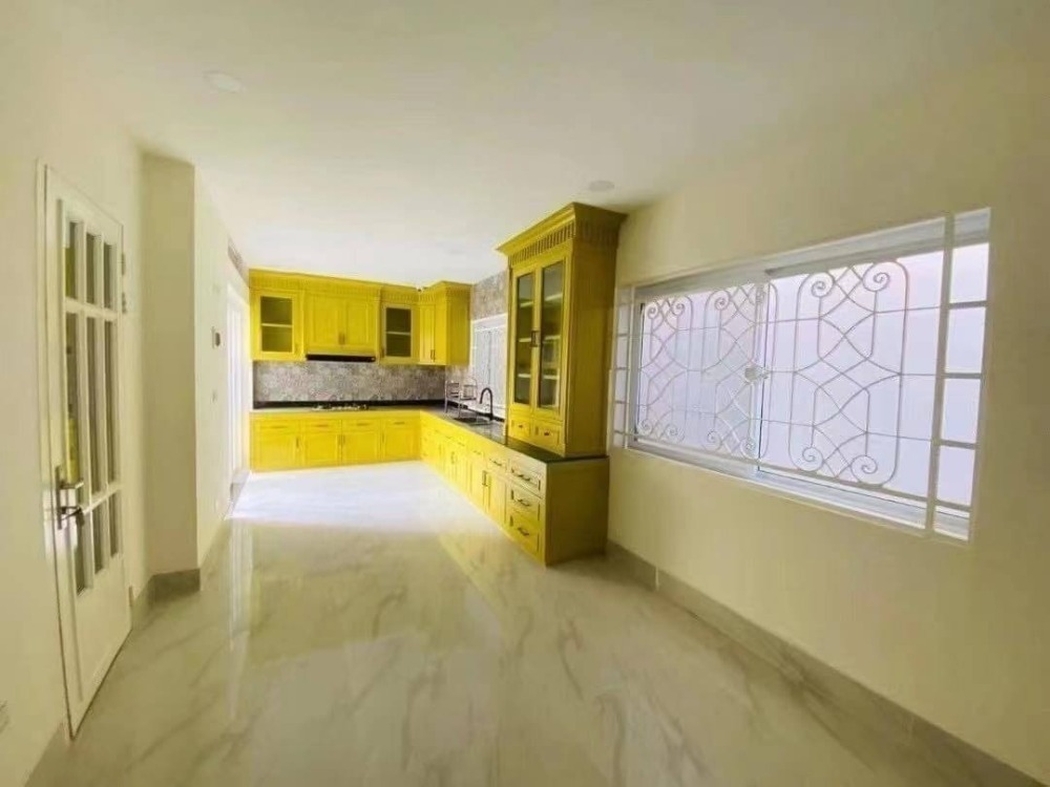 residential Villa for rent v Nirouth ID 268355 10
