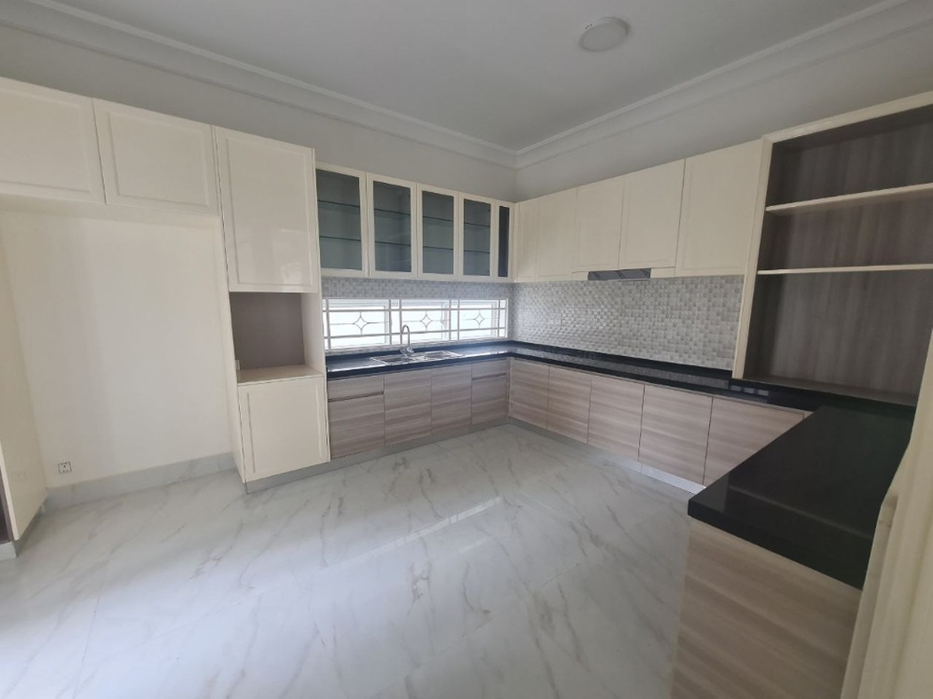 residential Villa for rent v Nirouth ID 268352 8