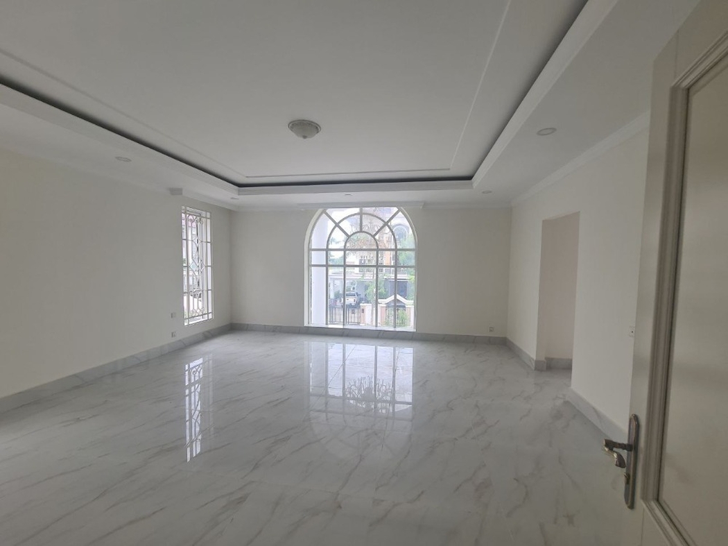 residential Villa for rent v Nirouth ID 268352 6