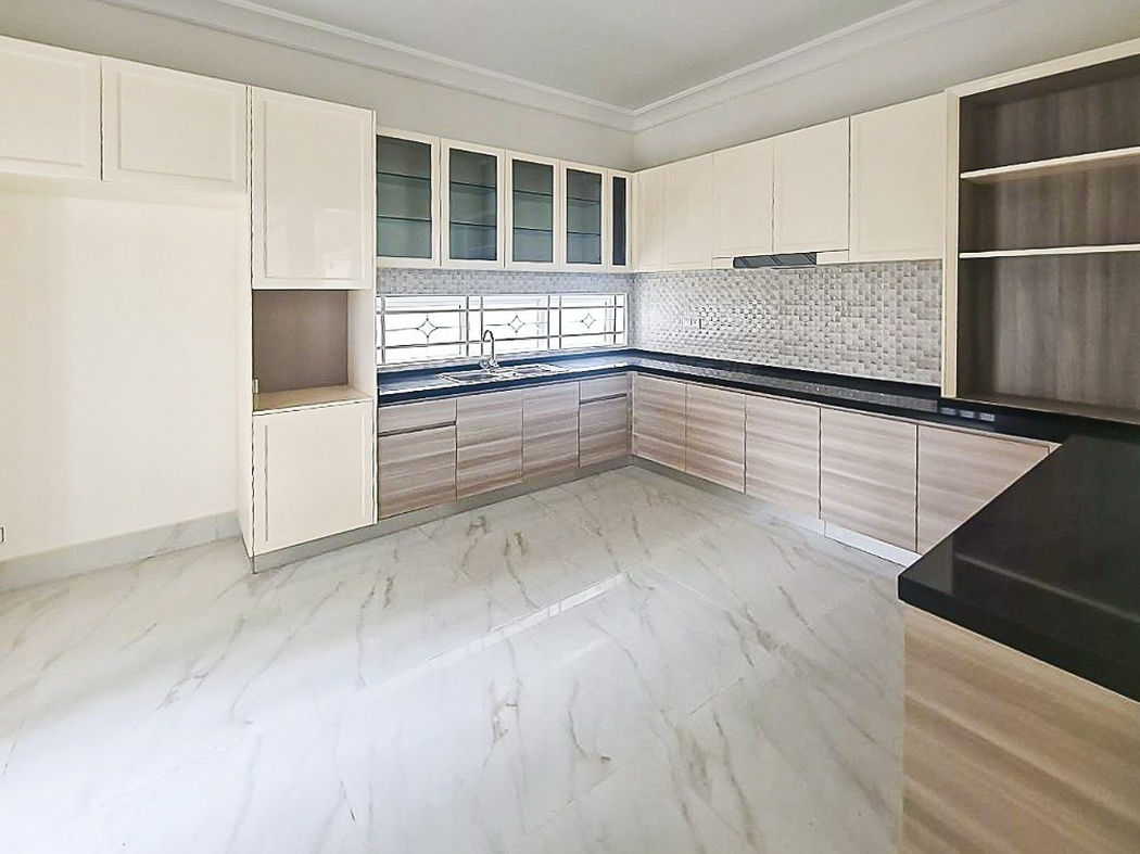 residential Villa for rent v Nirouth ID 237642 10