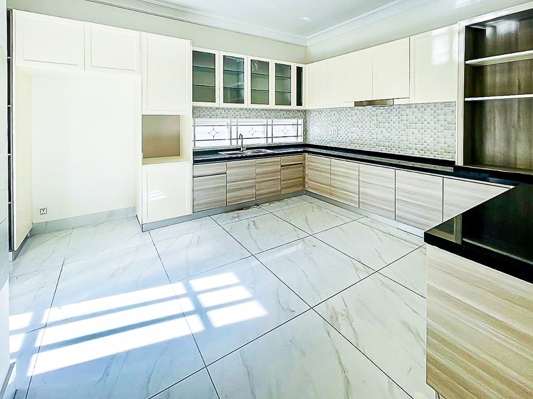 residential Villa for rent v Nirouth ID 237642 12