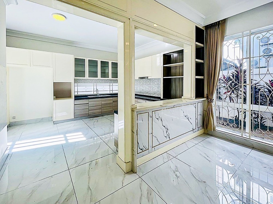 residential Villa for rent v Nirouth ID 237642 13