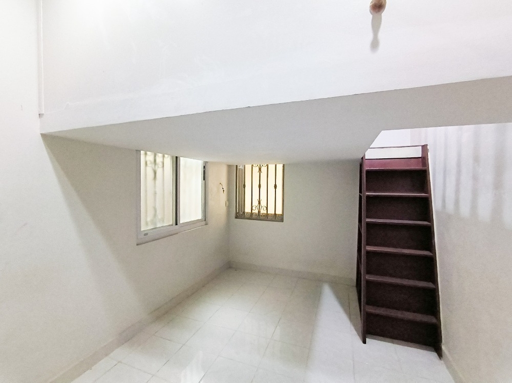 residential Villa for rent v Tonle Bassac ID 239934 11